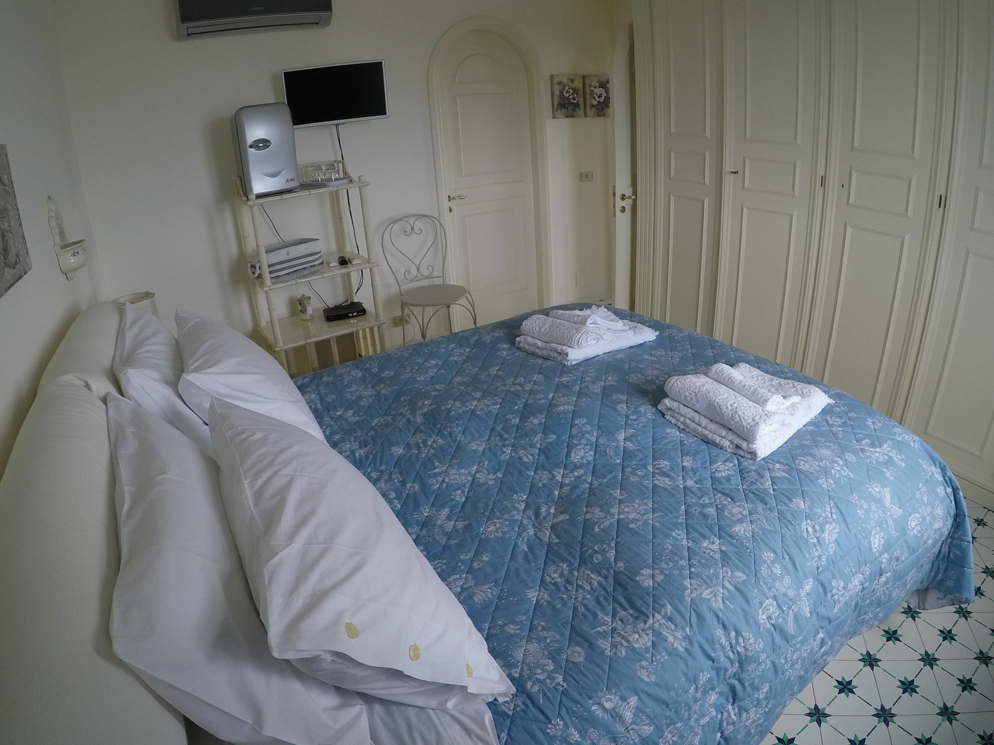 リオリンチャノ 14 B&B アナカプリ エクステリア 写真